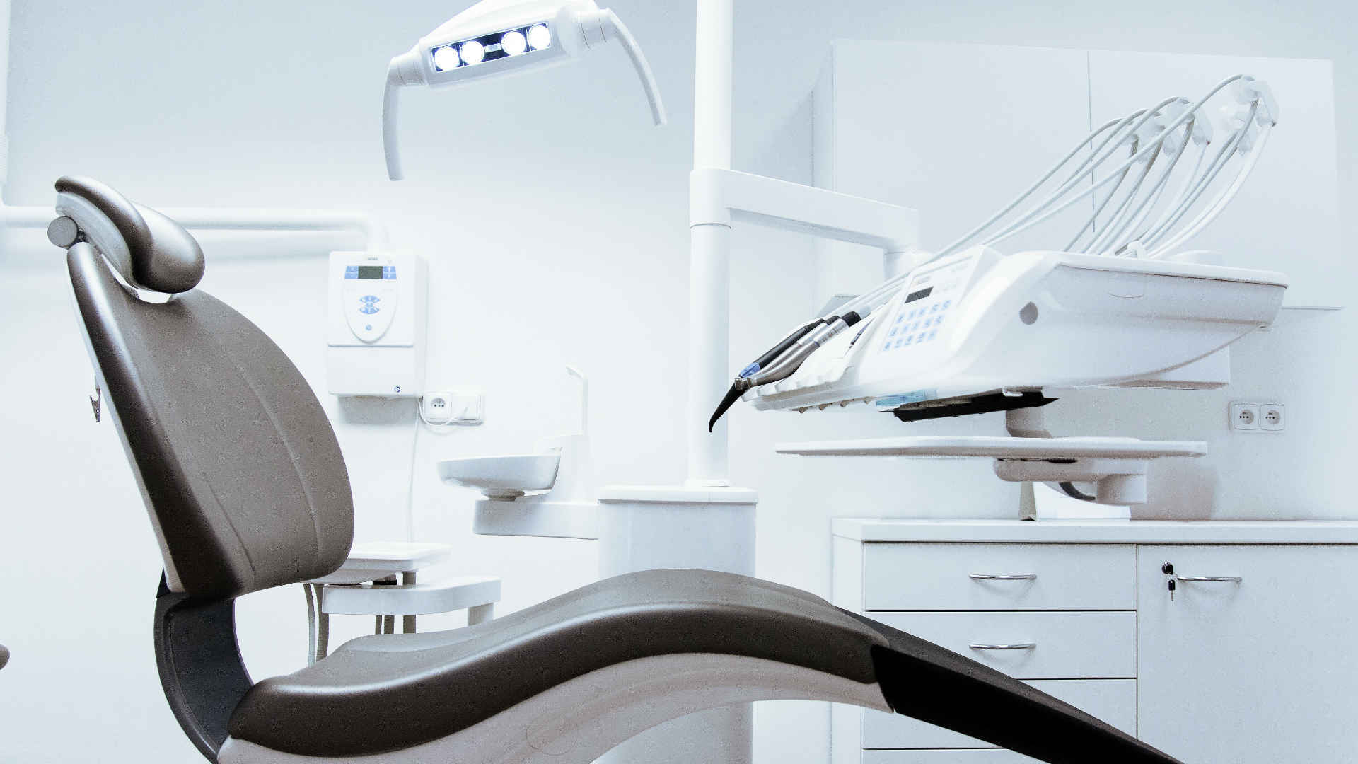 Dental treatment chair and equipment
